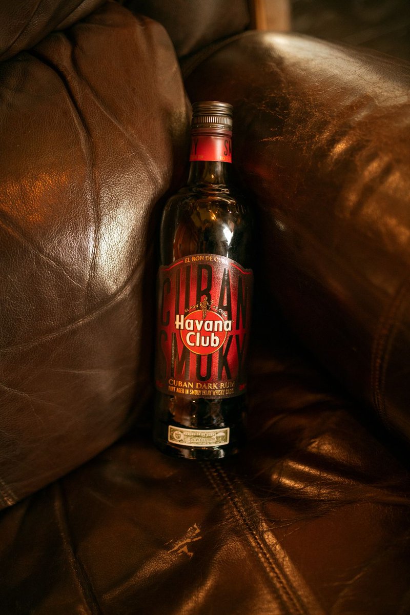 MuseodelRonHC's tweet photo. Rum and whisky lover?! Love smoky hints?! Go for it then 😉!!! 🔥🔥🔥

https://t.co/ufyl1i1eqq

#MuseodelRonHavanaClub #hc_rummuseum #HavanaClub #HavanaClubCuba #CubanMode #ElRondeCuba #30AñosdeExitoConMiGente #BebaConResponsabilidad https://t.co/EL6DSSSRtH