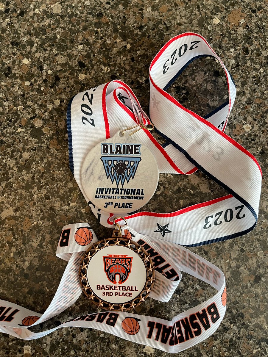 CentennialBask1's tweet photo. Reminder- no practices today or tomorrow due to weather conditions, similar to the 3rd place ice 7A girls picked up at both White Bear and Blaine tourneys! ❄️🧊🥉👊🏼 https://t.co/iBXOTZVFVf