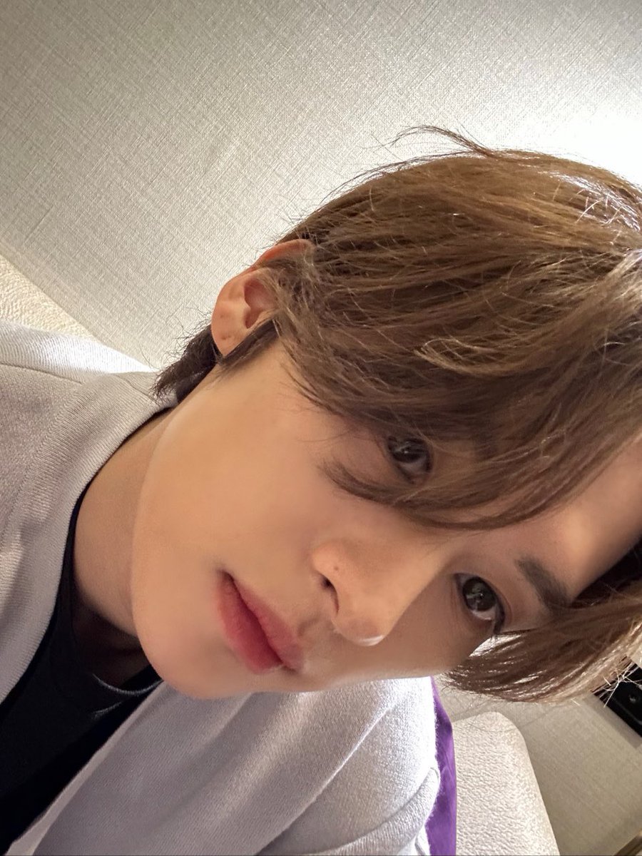 LKglobal_'s tweet photo. 1sec is enough for Lee Know
The Process The Result https://t.co/FLIBnDRmyN