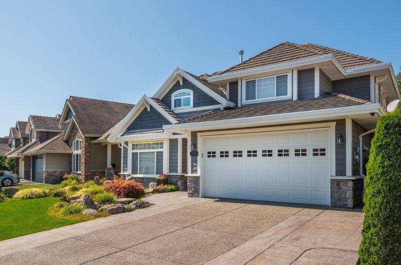 TotalHomeRoofi1's tweet image. We can give your home a facelift by designing a new exterior. We offer many different options—colors, materials and styles— for the look you prefer and within your budget. Call (770) 872-4502 For A Free Quote! #TotalHomeRoofing #TotalHomeConstruction ow.ly/L8TT50MaBns