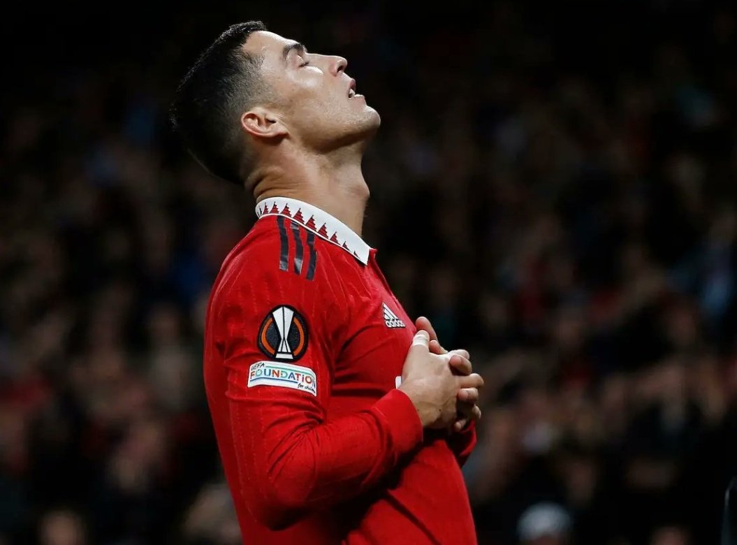 DonShelby_'s tweet photo. Los cuatro mejores jugadores del mundo en la presente temporada son:

- Haaland.

- Mbappé.

- Vinicius.

- Kvaratskhelia.

Todos tienen como ídolo a Cristiano Ronaldo.

Poco se habla de la repercusión e importancia de Cristiano en la generación que va a reinar el fútbol. https://t.co/OQDGFN3vdk