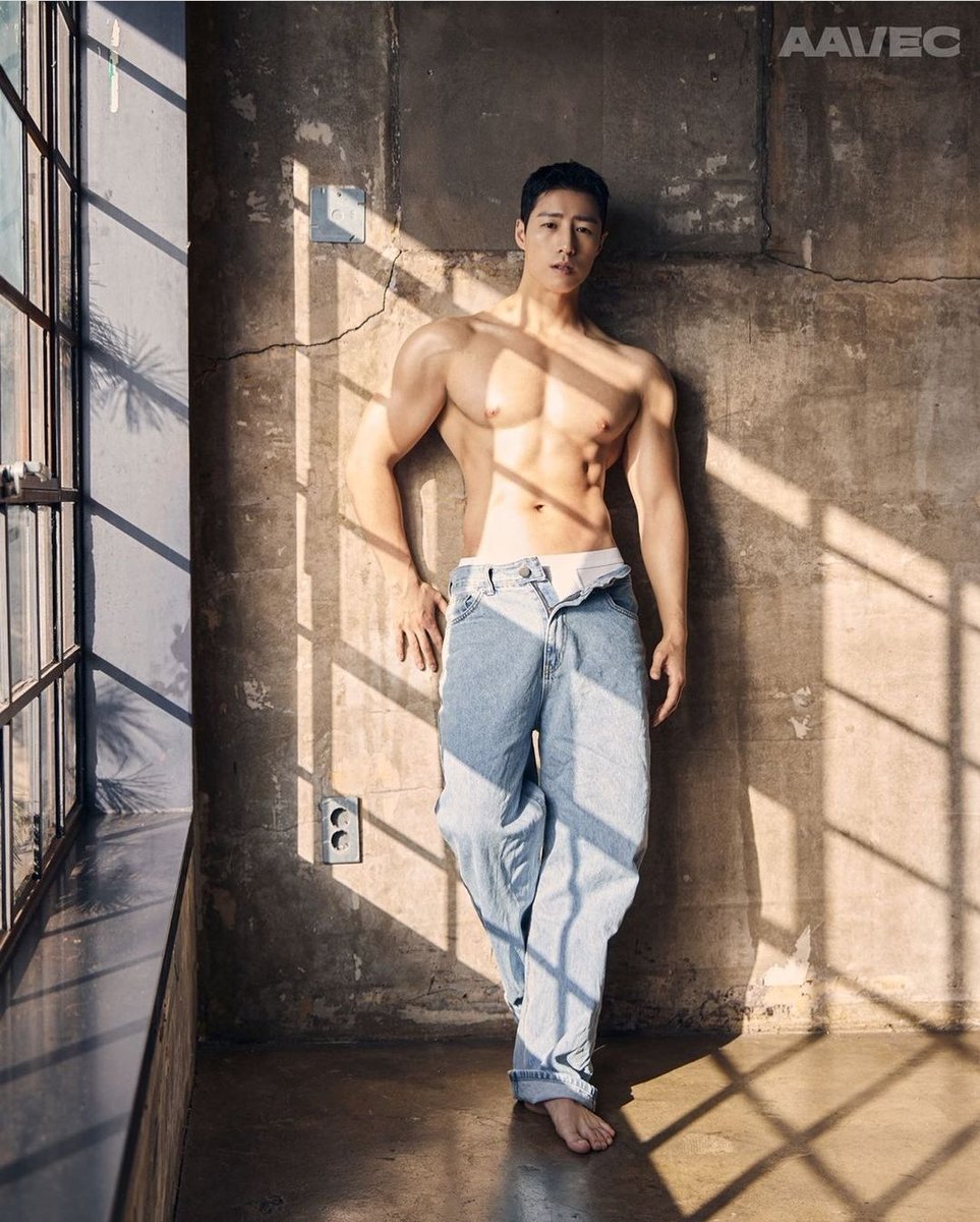 DmvSc2's tweet image. #ModelBae... it's too early for this!!