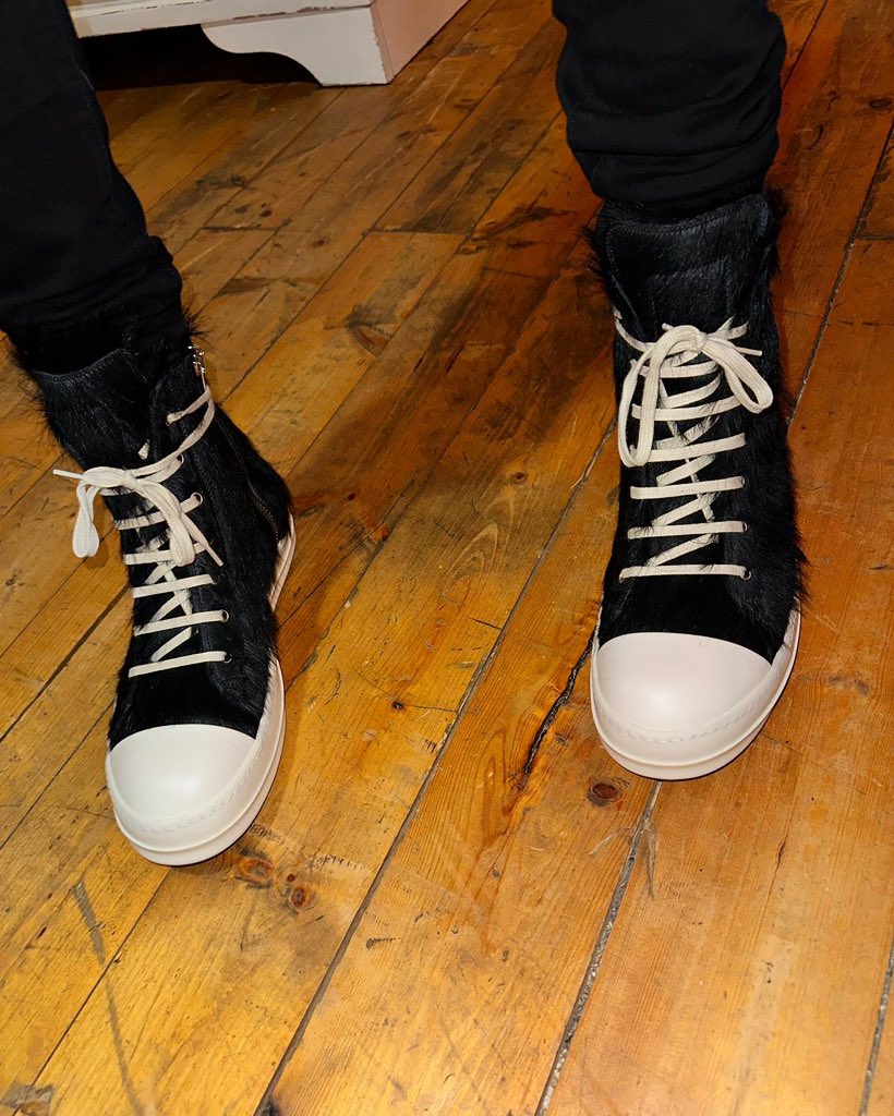 Kaazyyy's tweet photo. Ricks on my feet🔥 https://t.co/kIPdxu0c7m