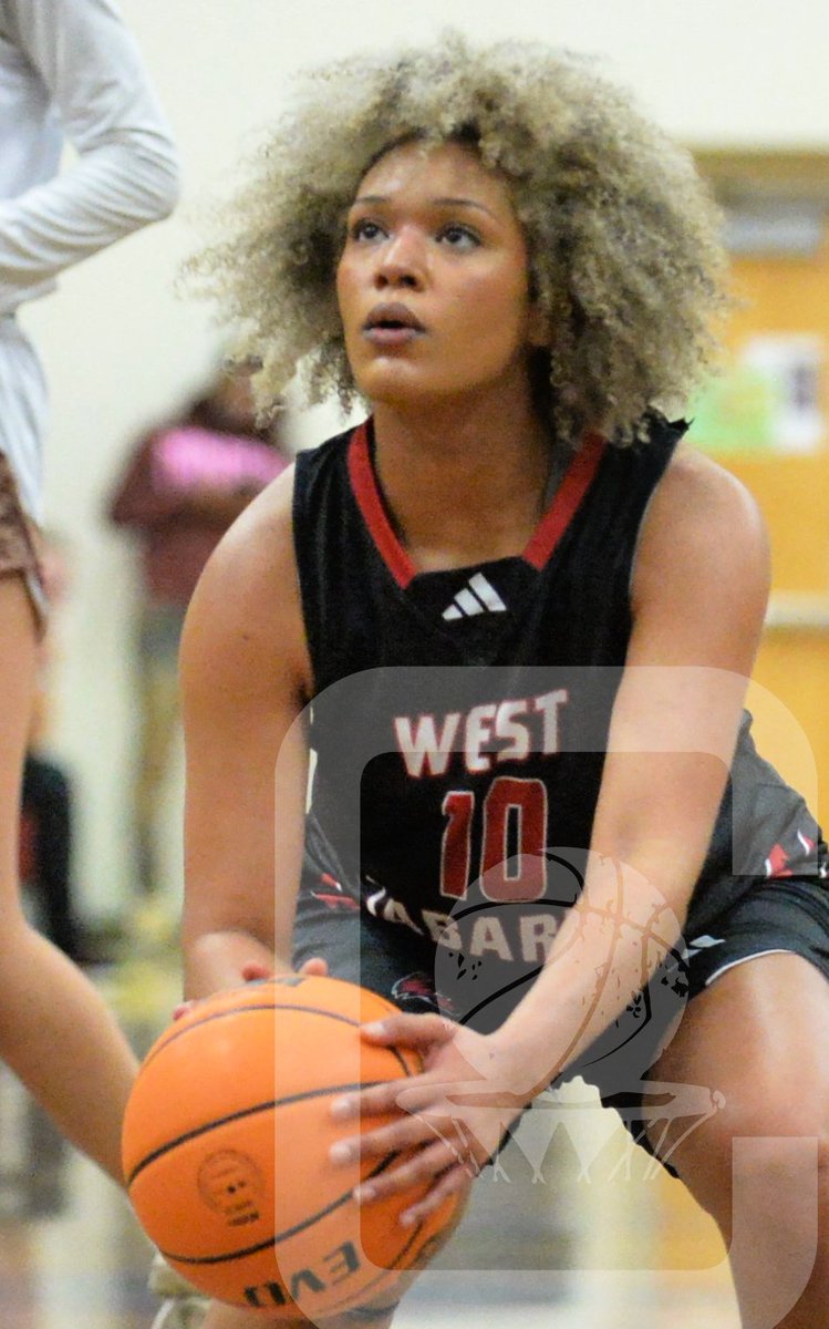 🔒2023 <a href="/westcabWBB/">West Cabarrus WBB</a> guard <a href="/yanira_finley/">yanira finley</a> is such an elite on-ball defender. She just doesn't take plays off even though her name won't show up in any headlines. These are the kind of players you enjoy watching compete and play the game of basketball💯
