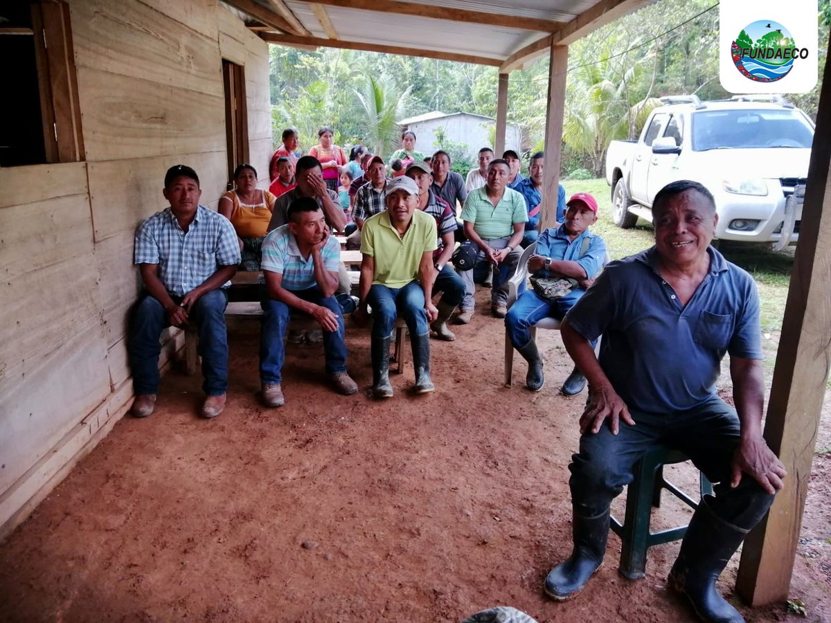 fundaecoguate's tweet photo. #NOTICIAS 🌳🌿👨‍👩‍👧‍👦 30 #beneficiarios de las #comunidades Rubel Ho San Marcos y Sierra Santa Cruz, aprenden sobre #prevención de #incendiosforestales en preparación a recibir beneficios de los #ProgramasdeIncentivosForestales #PINPEP, #PROBOSQUE y el #ProyectoREDD. @inabguatemala https://t.co/LdweW1mJZZ