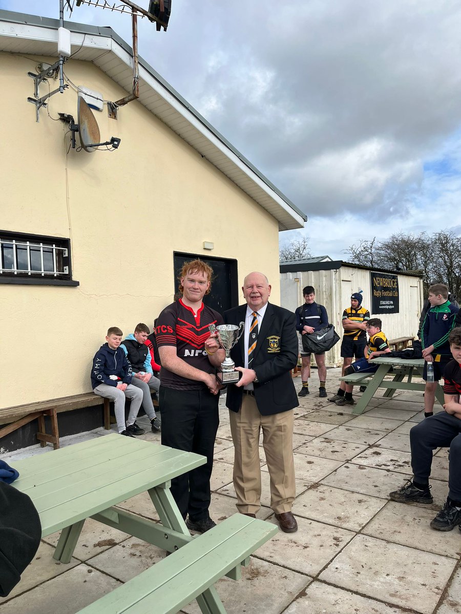 CilldararfcC's tweet photo. Great day for @KtcsTown  our Jct 🏉🏉🏉Team winning the inaugural  "The Bridge Triangular cup"
Huge credit to our teachers and students. Also huge thanks to @PSSNewbridge &amp; @CPCKilcullen and to @Ccronewbridge  &amp; Rob Doyle great initiative 👏👏👍
 @CillDaraRFC @LeinsterBranch https://t.co/9QPYQXT2B9
