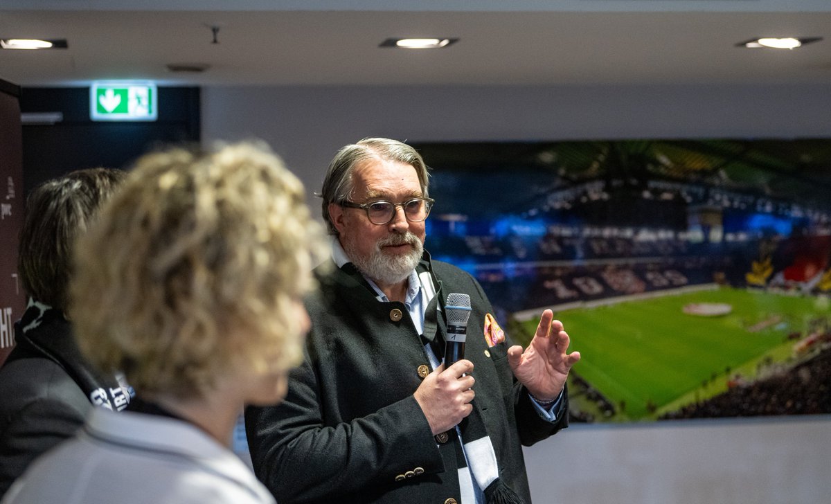 Deutsche Familienversicherung tweet media