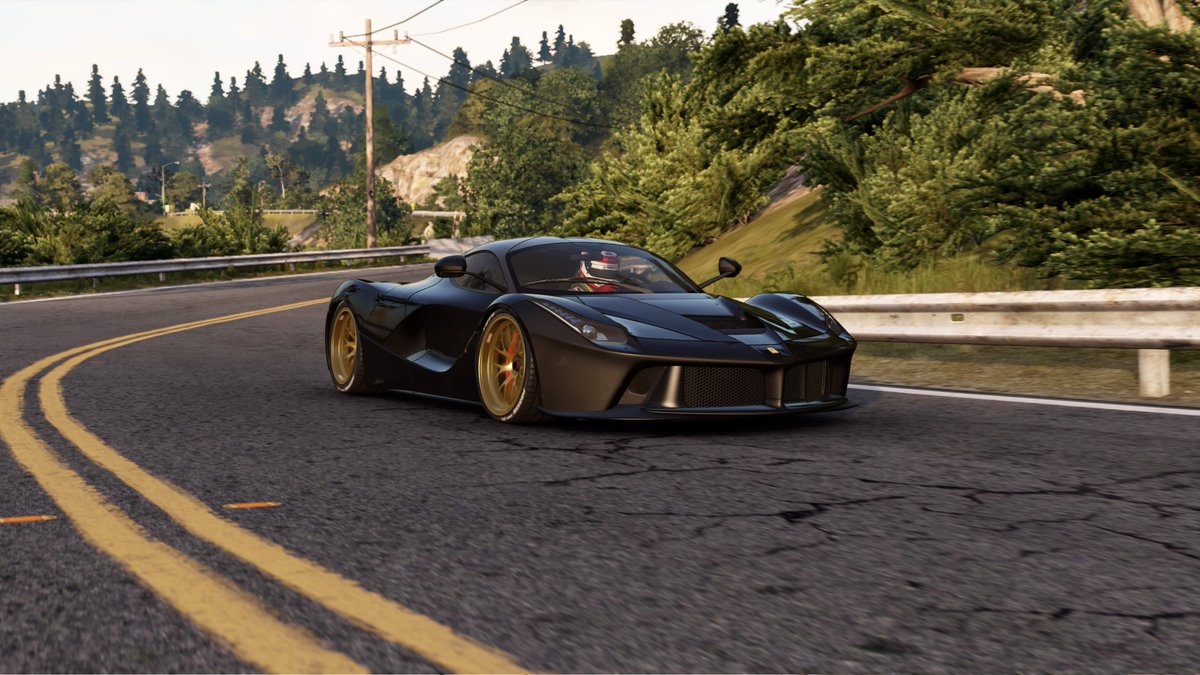 AcronixGamer's tweet photo. LaFerrari @ Highway #projectcarsgame #projectcars #projectcars3 https://t.co/ZrNMXdHQWT