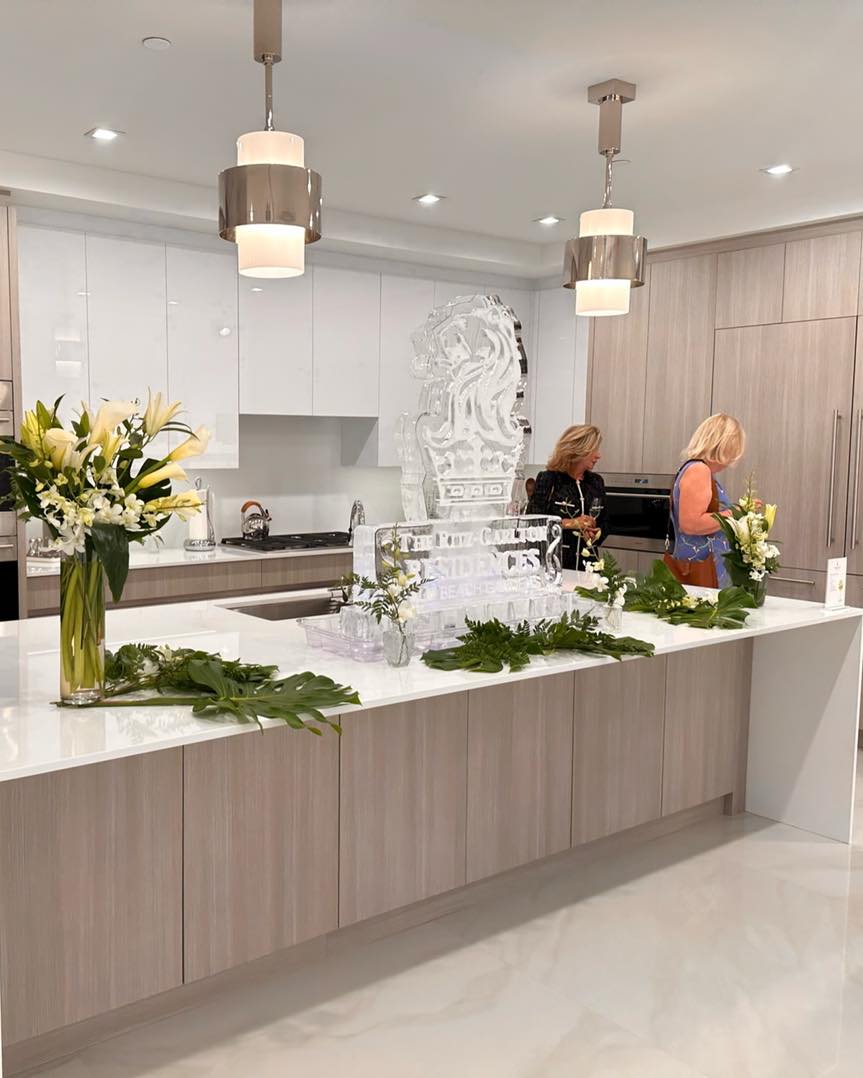 SpinaOrourke's tweet photo. The sales center for the Ritz-Carlton Residences, Palm Beach Gardens is officially open! Stop in and check it out! 🛥🌊 
-
#ritzcarlton #ritzcarltonresidences #southflorida #pga #palmbeachgardens #palmbeaches #luxuryliving #luxurycondos #waterfrontcondo #palmbeachcondo https://t.co/FvBOscbjn3