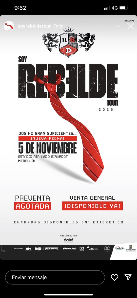 tatianasantanar's tweet photo. Que rabia, que impotencia. 3 fechas perdidas intentando desde la madrugada ingresar en una fila virtual imaginaria. Porque no entiendo como hay revendedores que tienen miles de boletas y nosotros nunca pudimos ingresar. #SoyRebeldeTour https://t.co/c1dqlbsX3U