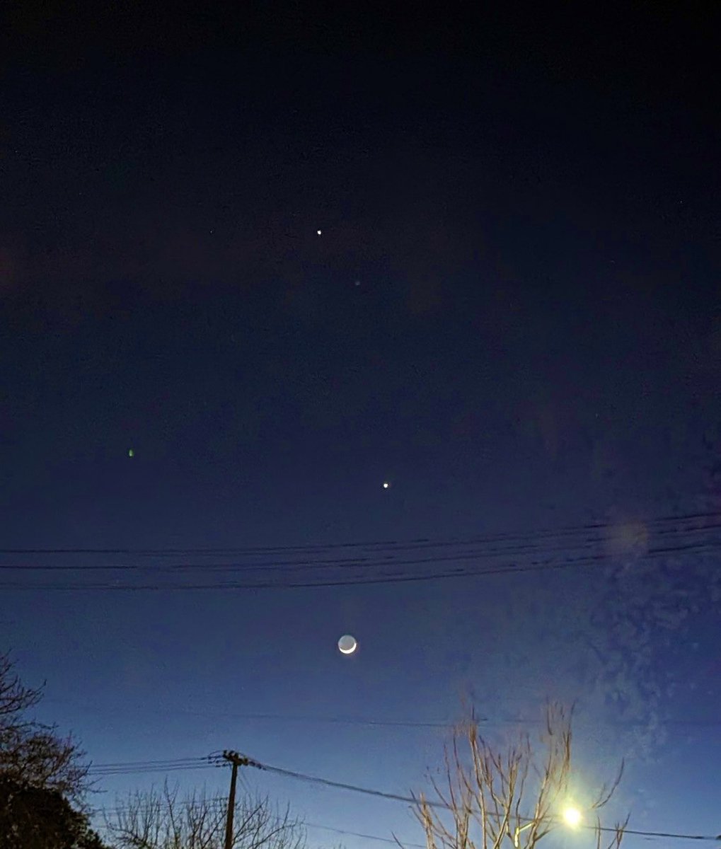 Krissy209's tweet photo. @themoonlovepic @picabuzz From California yesterday evening https://t.co/udpKR30zsh