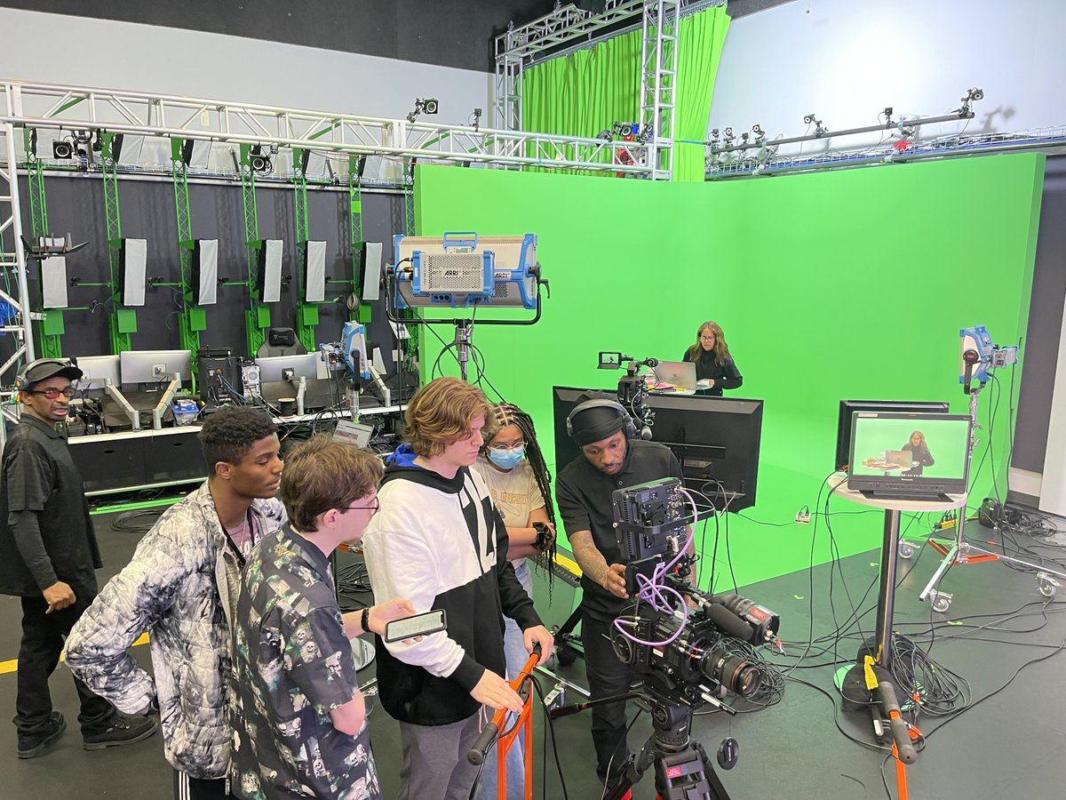 CSADatGSU's tweet photo. A behind the scenes looks at the production that's gone into today's live stream. Tune in!!

#CSADreads #BlackHistoryMonth #BlackHistoryIsAmericanHistory  #Bannedbooks https://t.co/HG63HFHYzD