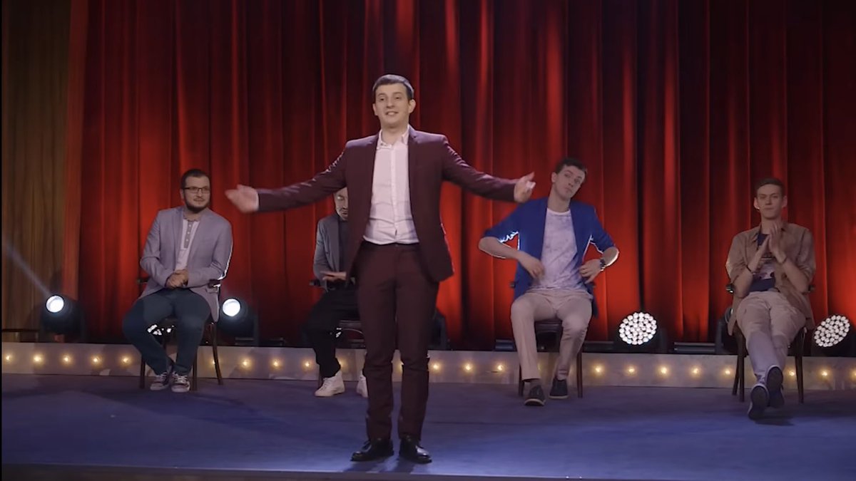 kat_ne_vse_doma's tweet image. Ведущие менялись, а импровизаторы — нет. Теперь они сами у штурвала.