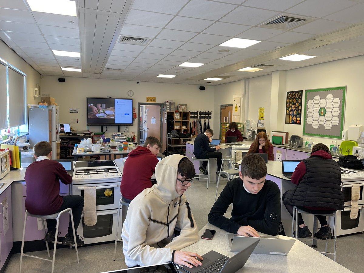 Brilliant work from S3 Hospitality today, looking at seasonal cooking via <a href="/edpuzzle/">Edpuzzle</a> live mode! Excellent engagement and discussions! Better than just watching a video! The learners were asking for more next week!! <a href="/AlloaAcademy/">Alloa Academy</a> <a href="/AlloaAcademyHE/">Alloa Home Economics</a> <a href="/GoogleForEdu/">Google for Education</a>