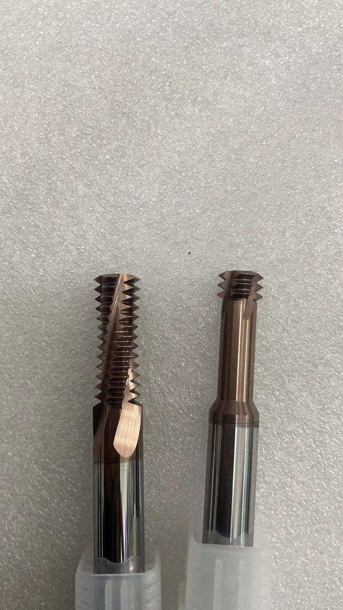 bohlente's tweet photo. milling for threading #milling #threading #machining #cnc #metalmaking #holemaking #cuttingtools #manufacturing #moulding #Engineering https://t.co/SwXSoiCTmy