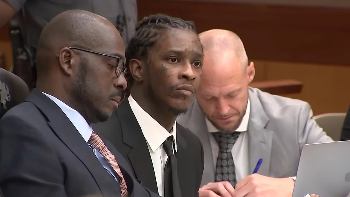 wrld_mag's tweet photo. 🚨 Le procès de Young Thug pourrait être annulé !

Son avocat a déposé une motion suite à la fuite du témoignage de YSL Woody sur les réseaux. 

D’après lui cela empêcherait le rappeur d’avoir un procès juste et équitable.. https://t.co/3FQBlfMQRa