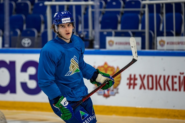 HockeyNewsHub's tweet photo. Today marks the one year anniversary that #LeafsForever prospect Rodion Amirov was diagnosed with a brain tumor. 

Teams in the #KHL and #NHL continue to show support. 💜 #RodionStrong https://t.co/lc7YYqCGnz