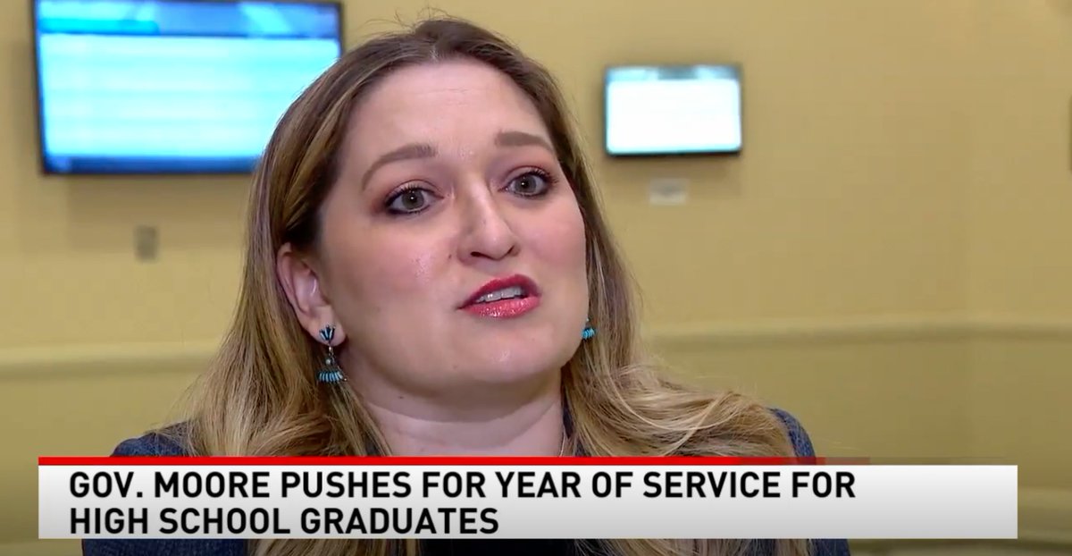 ServiceYear's tweet photo. #ICYMI: Our CEO @KrisNoelBennett spoke to @7NewsDC yesterday in Annapolis, MD about her support for the #SERVEAct bill:
"There is a huge shortage of talent for government jobs & in the economy in general. This is a great way to create that pipeline." https://t.co/kiNHvaGxKI https://t.co/B7XvcvPpyC