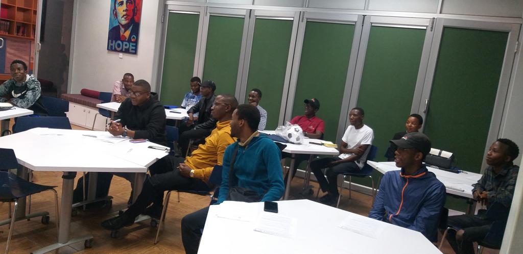 BettermanFound2's tweet photo. Young men being empowered on Professional Soft Skills this morning.
@ThubelihleSNdl1 
@AmericanSpaces
@USEmbZim 
@Thwithakazi 
@NYDT1 https://t.co/huNeNmHuQg
