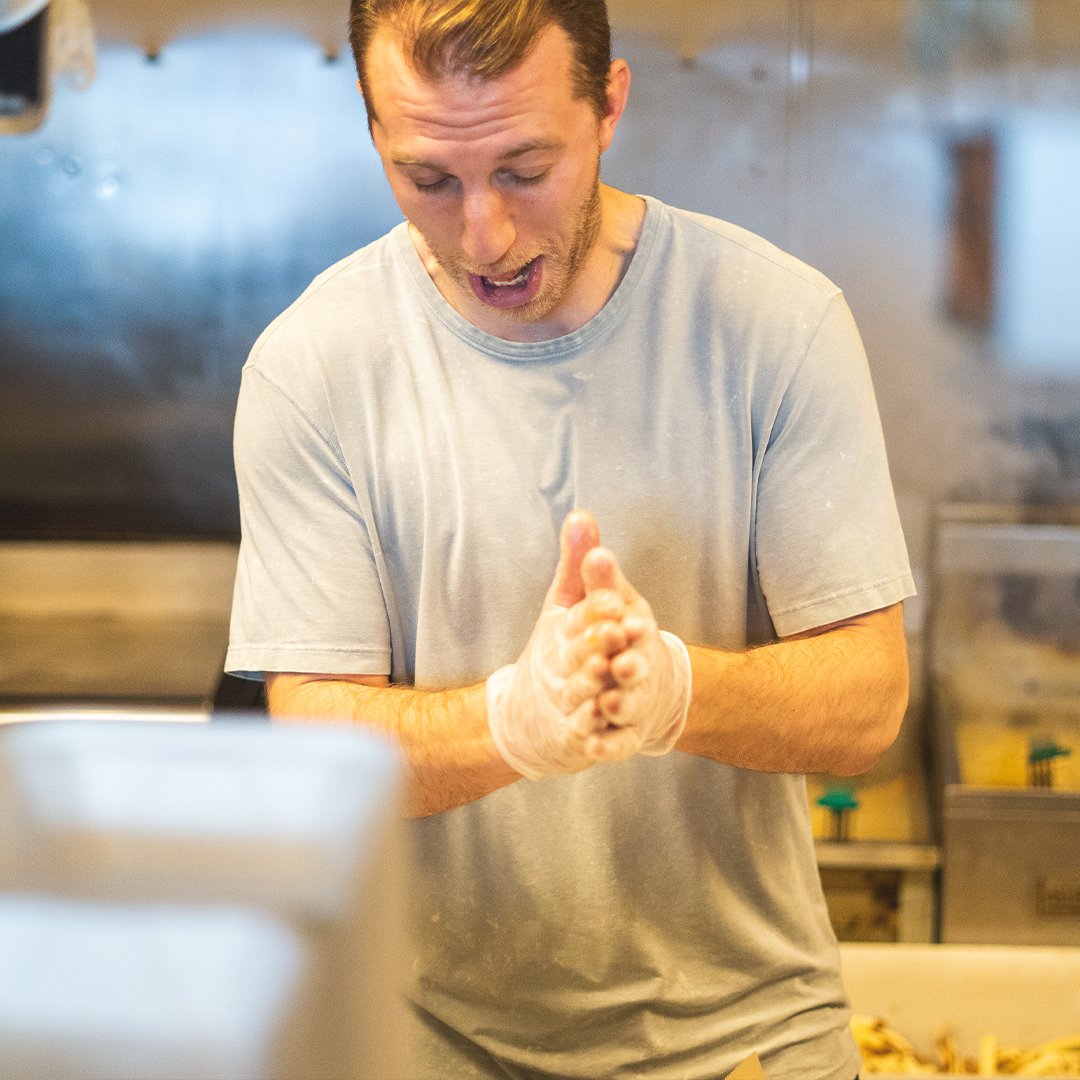 🍔🍔🍔

Huge thank you to <a href="/FBHuntsville/">Farm Burger</a> for having Glenn, Sy, and Tyler out to make their own signature burgers!

You'll get to taste them very soon 👀