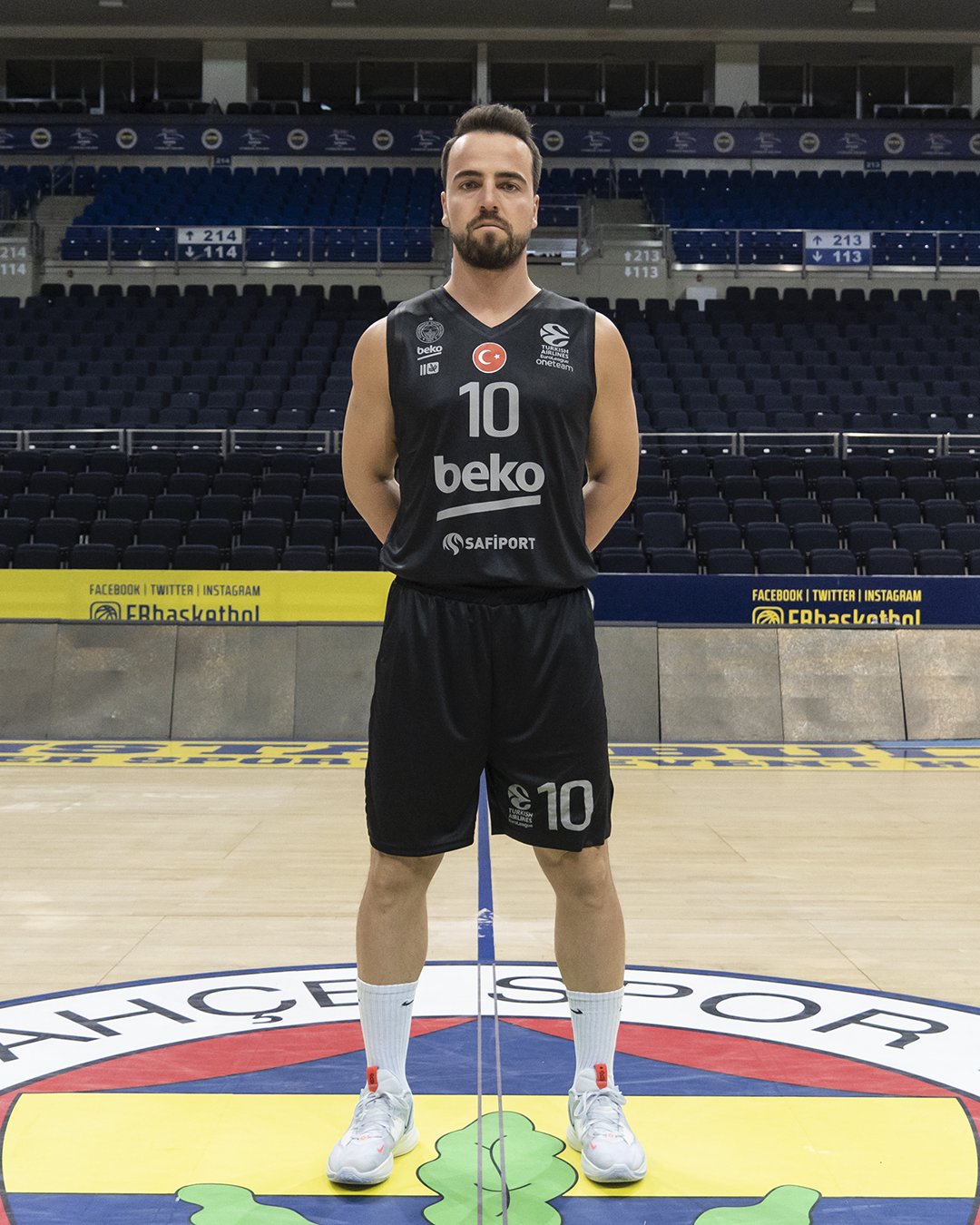 fenerbahçe beko siyah forma