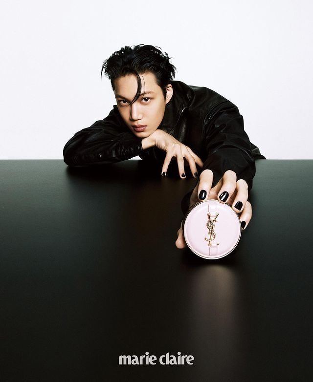 EXOGlobal's tweet photo. [OFFICIAL] 230222 #KAI Instagram Update
https://t.co/pPKuy7P0QX

“@.yslbeauty
@.marieclairekorea
#.입생로랑뷰티 #.입생로랑쿠션 #.꾸뛰르에디션 #.yslbeauty”

#EXO #엑소 @weareoneEXO https://t.co/7FGYNL1exq