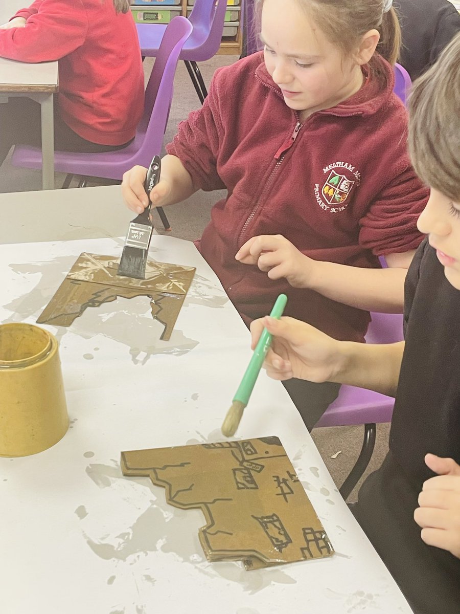 MelthamMoor's tweet photo. Today WWII hit #MMY6. The air raid siren sounded and we had to take shelter within the rubble of our bombed village. We listened to real stories of Blitz survivors whilst we sheltered. We’re all now excited for our forthcoming learning about WWII in #MMhistory this half term https://t.co/bUEFh4YJOT