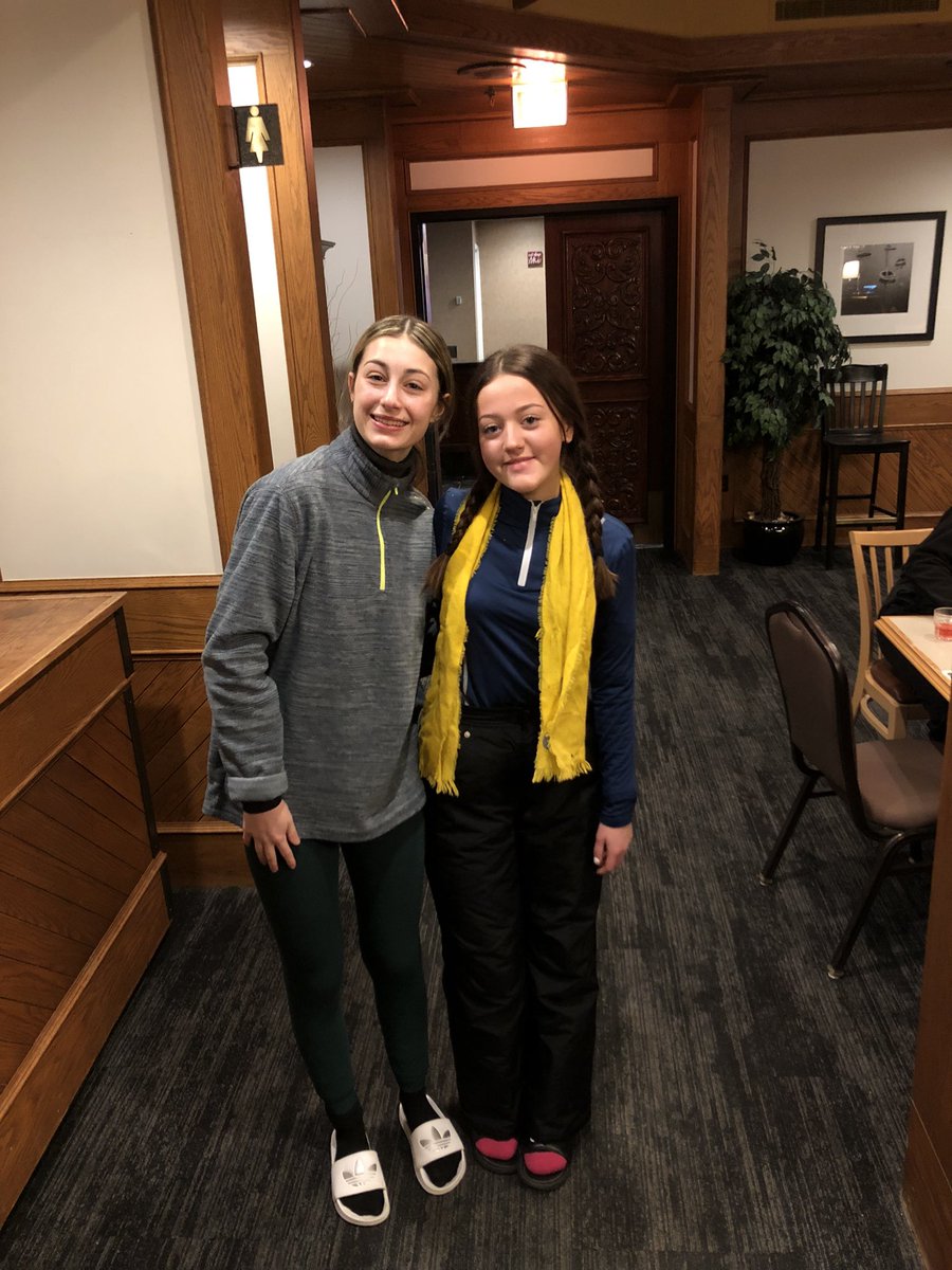 Yellow scarf winner 🏆 Well done Felicity