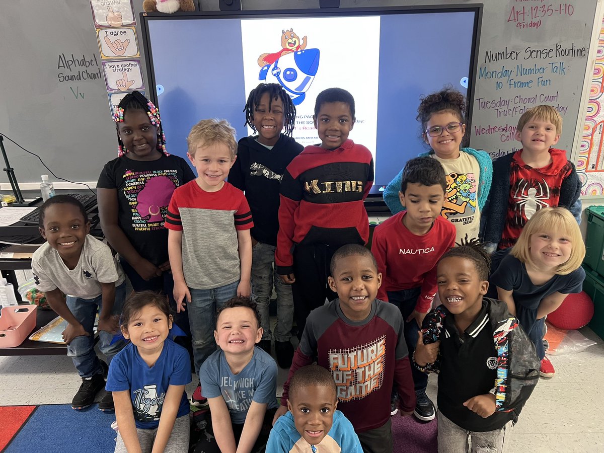 Lindsey Foster tweet media