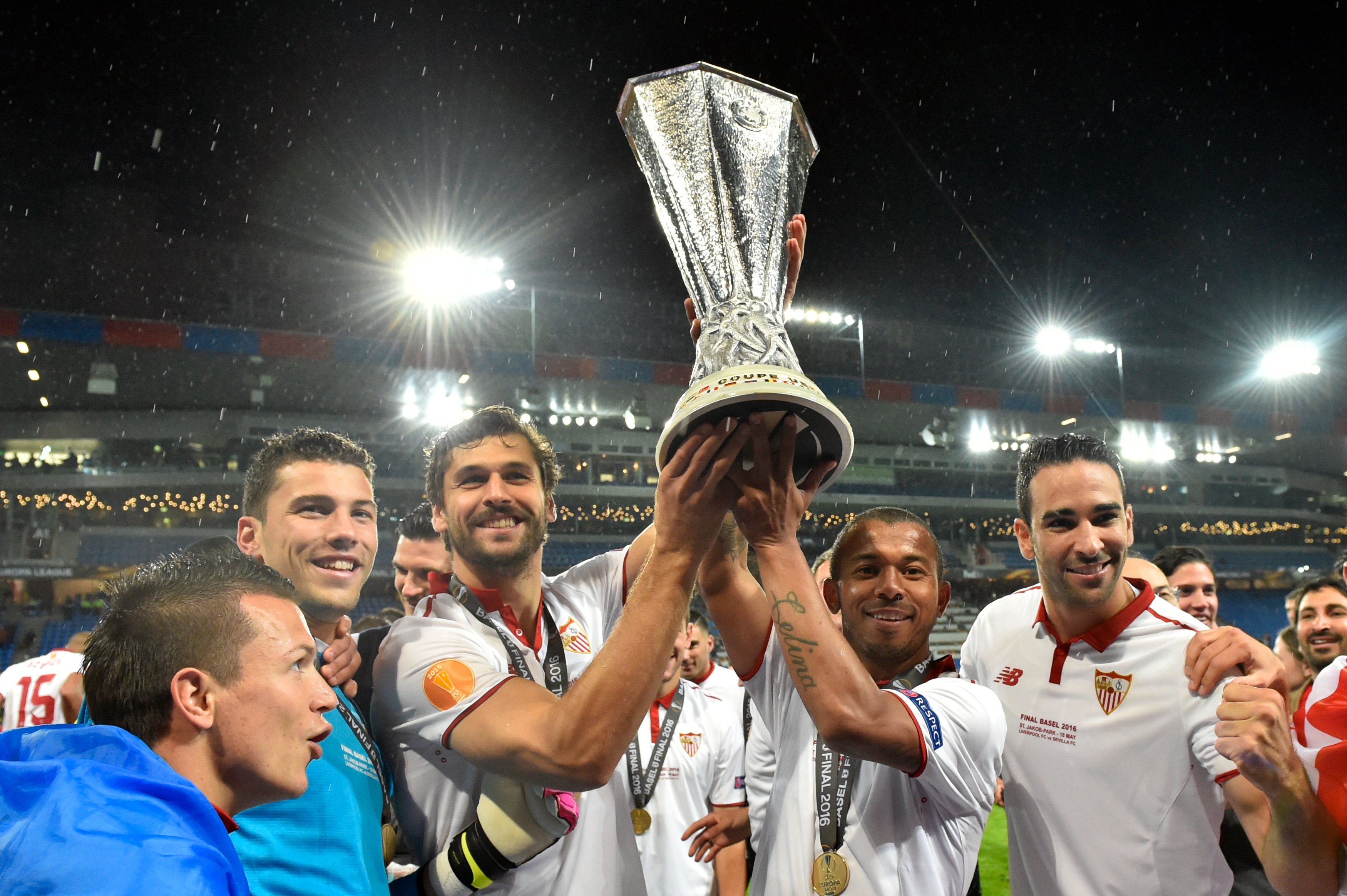 UEFA Europa League on Twitter: "2⃣0⃣1⃣6⃣🏆 🇪🇸 Happy birthday, Fernando  Llorente 🥳 #HBD || #UEL https://t.co/LJmnfN1WKq" / Twitter