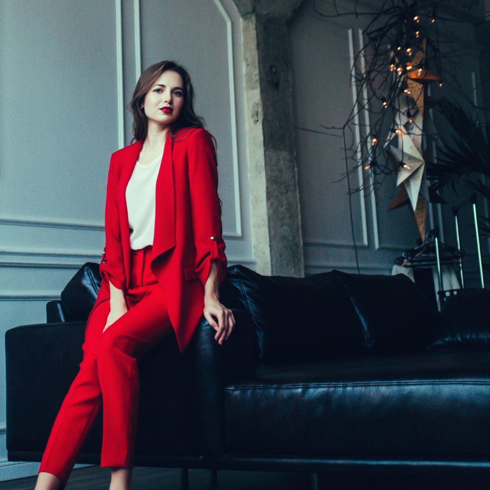 Elevate yourself.
10% Off All Online Orders at nanacoco.com #makeup #cosmetics #lipstick #lipgloss #facemakeup #professionalmakeup #stylist #beauty #beautysupplies #diymakeup