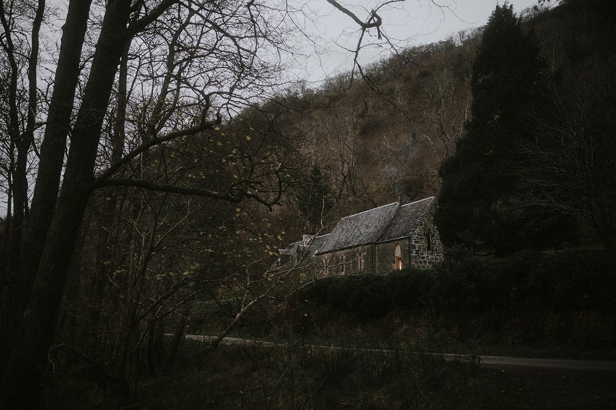 StMarysSpace's tweet photo. Among ancient trees and enchanted woods, surrounded by towering mountains and light dancing on the water.
#recordingstudio #artistretreat #convertedchurch #intimateweddingvenue #appin #argyll #Scotland https://t.co/YsrAgnrolJ
