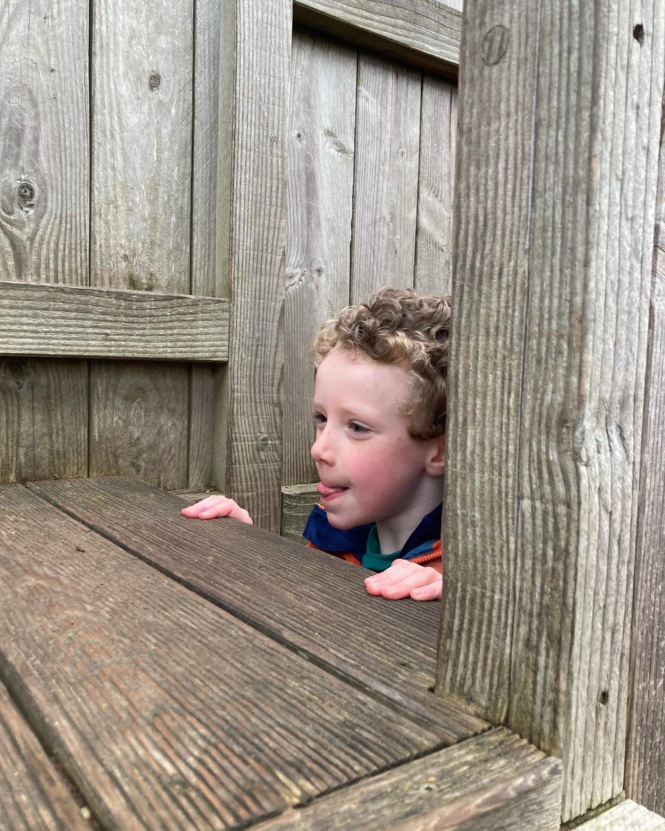 thakenews's tweet photo. Absolutely killing it with the Brian May bantz at Bolsover Castle. Making history fun innit? #englishheritage #funteacher #halfterm #toughcrowd https://t.co/7IUFeFUtVr