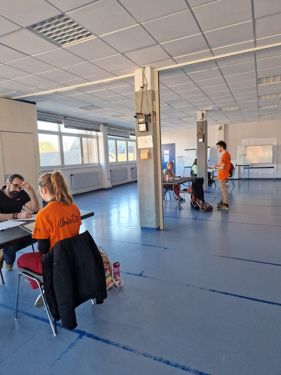 ucgrandest's tweet photo. Le volontaires "Européens et Solidaires" de Strasbourg ont présenté leur expérience chez Unis-Cité à des professionnels lors du Jury Tremplin. Cela leur permet de prendre conscience de l'impact de leur engagement et aux partenaires de découvrir leur expérience humaine. #UnisCite https://t.co/VzASqOIG04