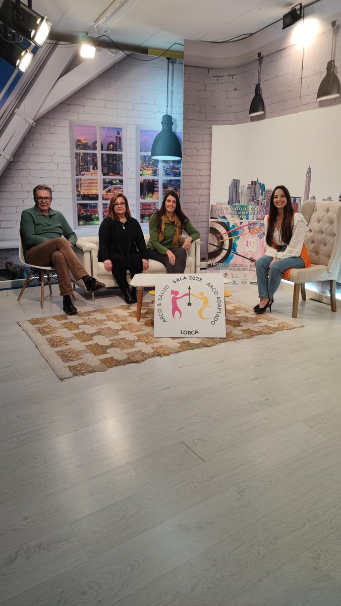 Anoche estuvimos en <a href="/comarcaltv/">Comarcal TV</a> hablando del proyecto <a href="/FRosasLorca/">Flechas Rosas Lorca</a>  y del Campeonato de Arco Adaptado y Trofeo Arco y Salud🏹 de la <a href="/RFETA/">RFETA</a>🎯 que se celebrará el próximo sabado en el <a href="/cdfelipevilorca/">C.D. FELIPE VI</a>. Llenemos las gradas 💪😊