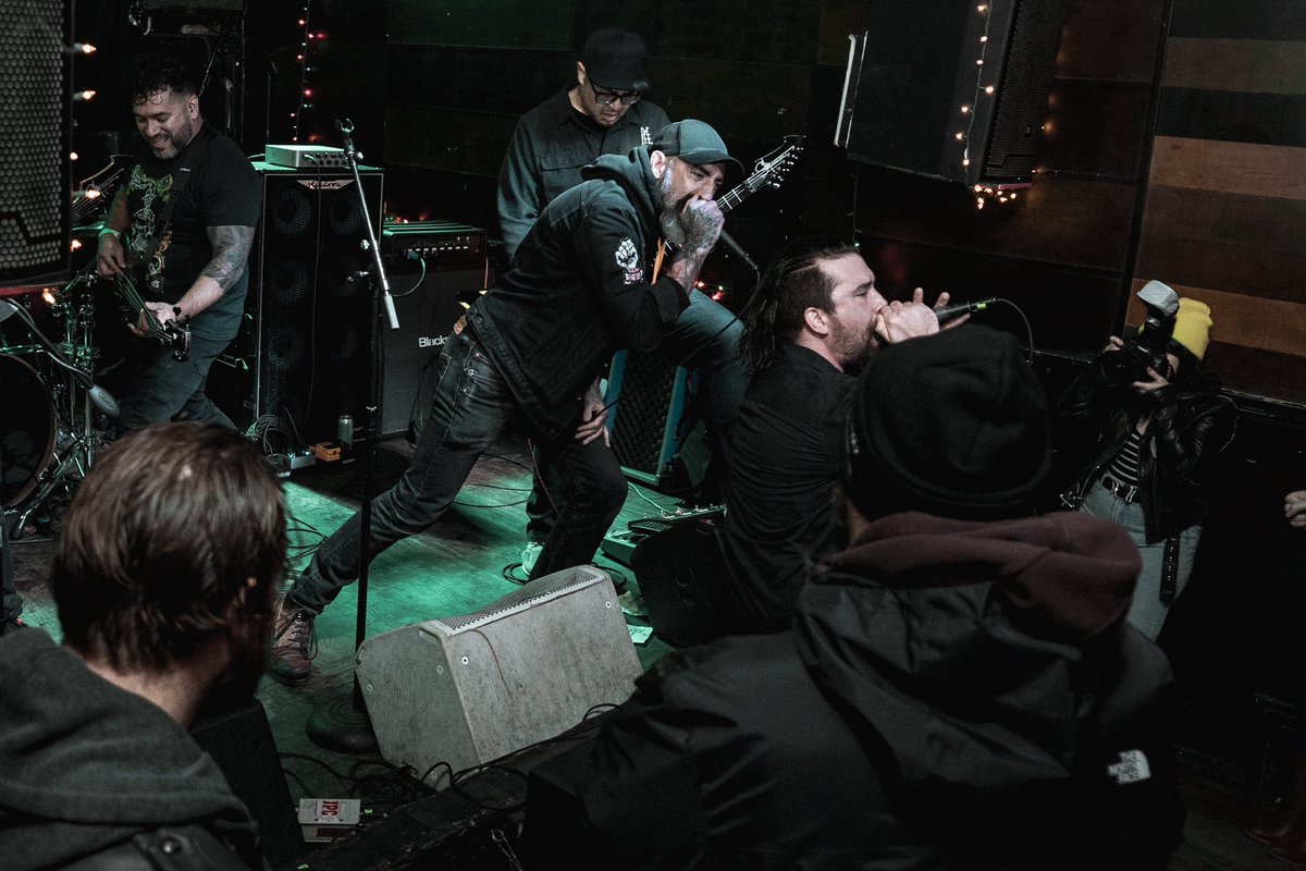 lossbecomes's tweet image. “Bathe in a memory.”

Photo- @internal.vision

#metal #lossbecomes #friends