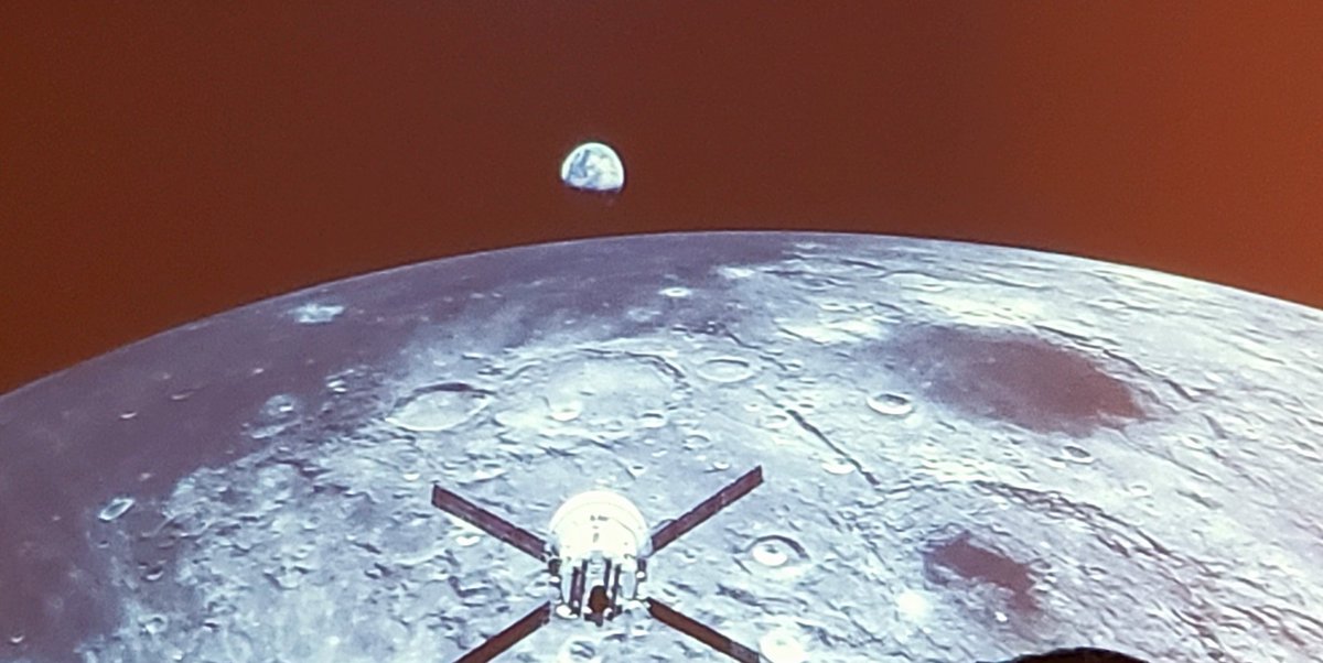 #ConnectPSN Federal opens noting trust, building talent, transferable findings, thinking different and wondering who has the best job. Pic shared by <a href="/csa_asc/">Canadian Space Agency</a> of earth from the moon to demo changing your view