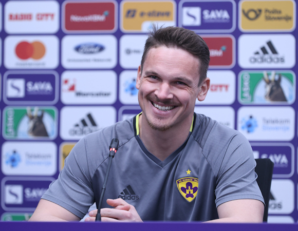 Napovednik kroga št. 23: trener in vratar o razlogih za dodatno previdnost pred dvobojem z <a href="/NKDomzale/">NK Domžale</a> (četrtek, 17.30).

Ažbe Jug: “Odkar sem tukaj, sem prejel največ zadetkov prav proti Domžalam."

➡️ nkmaribor.com/novice/?id=116…

#MiSkupajEnoSmo