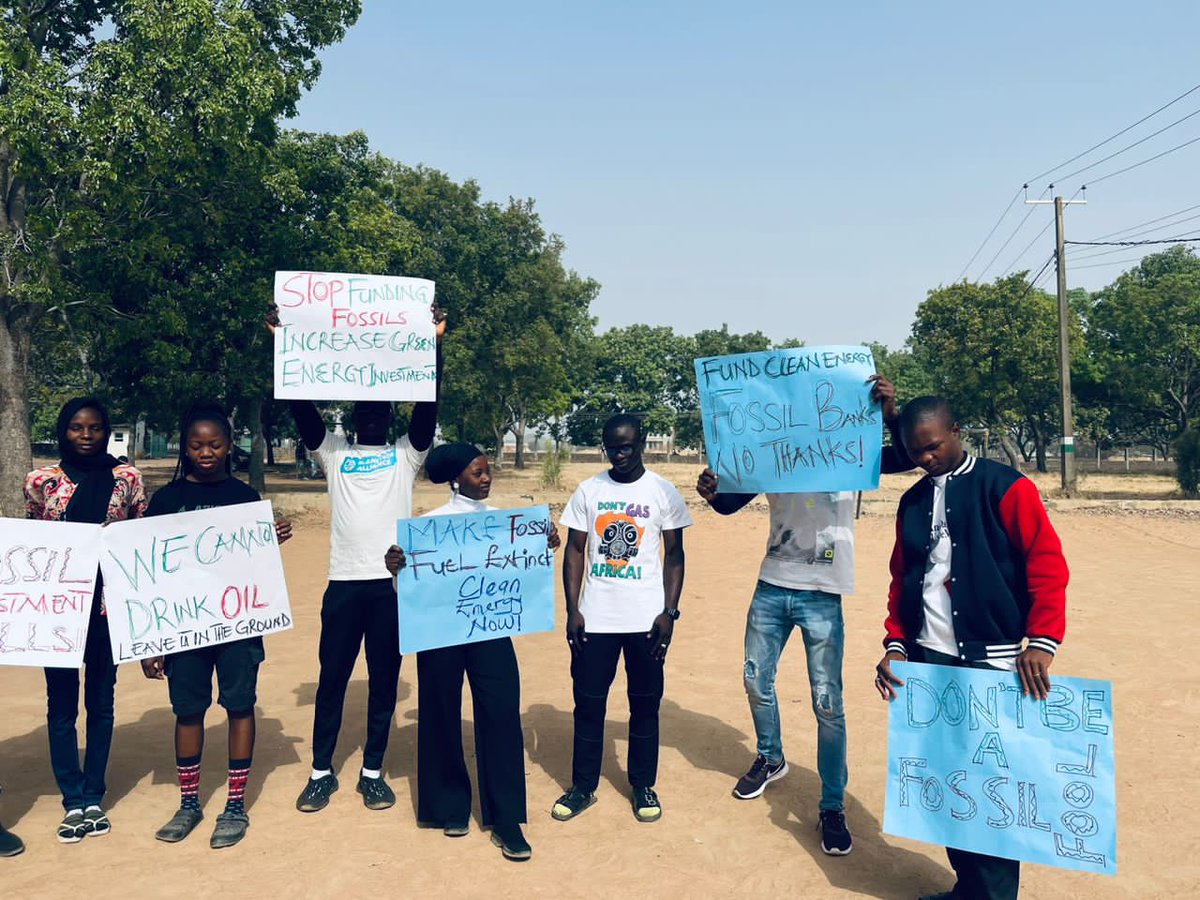 AbdulbasitSMik1's tweet photo. Fossil fuel investments are damaging to marginalized communities around the world. Banks must take responsibility for the impacts of their investments and work towards a just transition to a clean energy economy
#FossilBanksNoThanks #YesSolar #CleanEnergyCleanFuture #RiseUpMovem https://t.co/0rcx6qMBjt