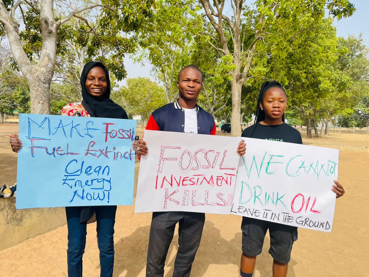 AbdulbasitSMik1's tweet photo. The moment is now to take action on fossil fuels. Our earth needs to make the transition to a cleaner, more sustainable future.
#FossilBanksNoThanks, #YesSolar #CleanEnergyCleanFuture #RiseUpMovement https://t.co/Ji9cJYSEaI