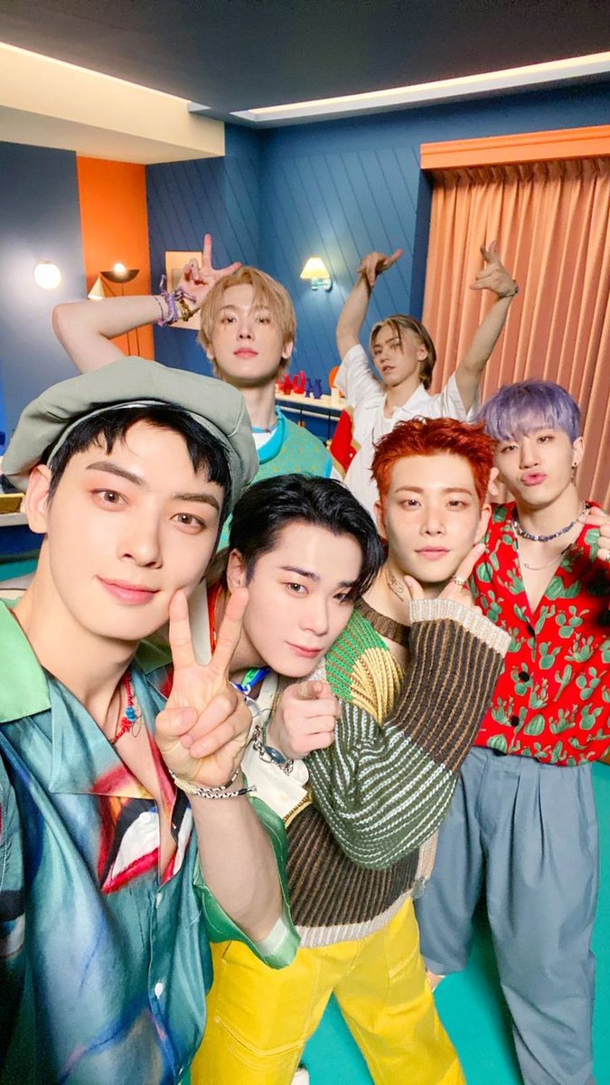 Jennife26's tweet photo. Congratulations!!!👏🎊🍾
#아스트로를_만난건_기적_이야
#HAPPY7thWITH_ASTRO
#아스트로 #ASTRO
@ASTROPanama https://t.co/6M8Q0ZSX22
