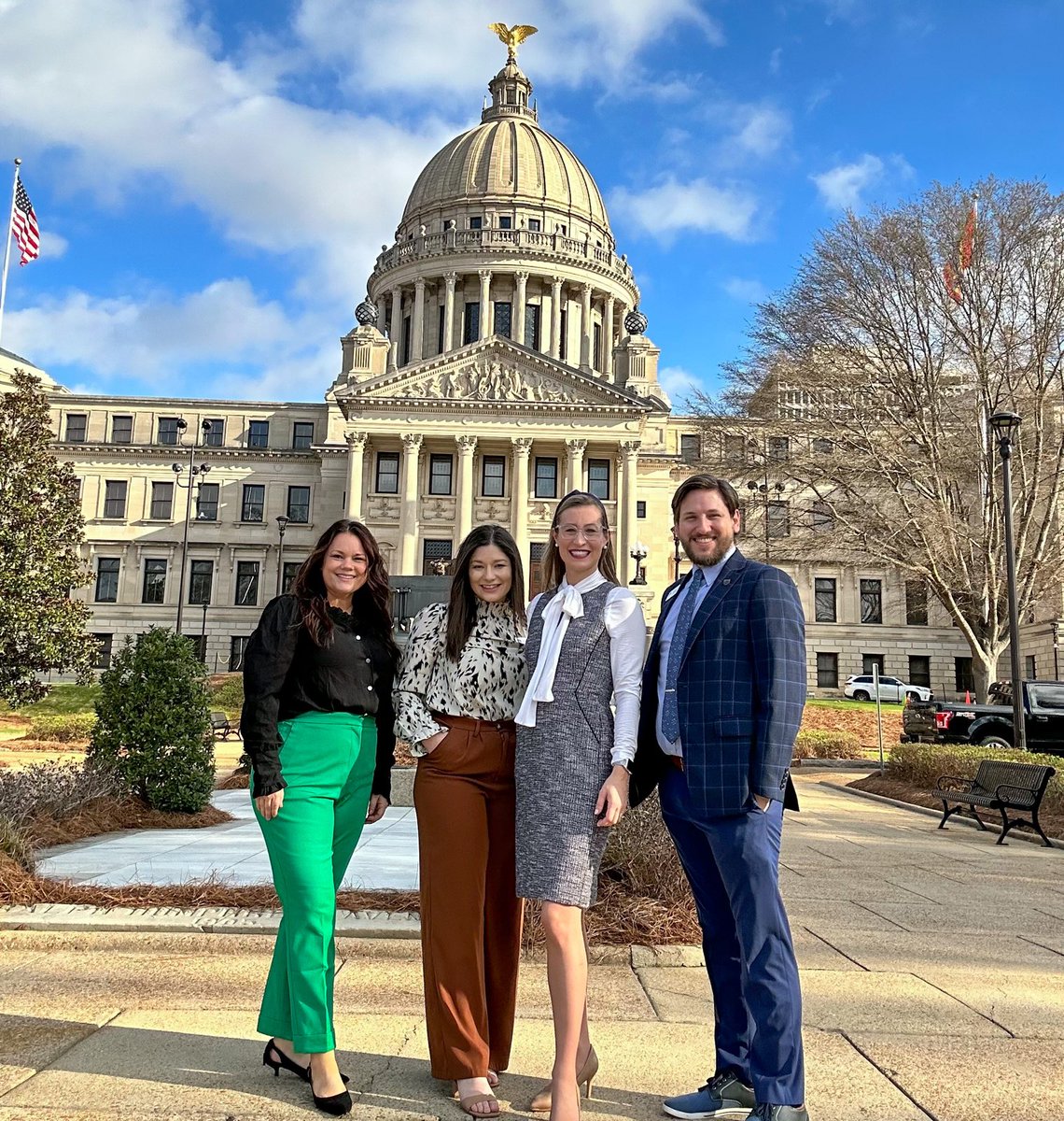 CSGSouth's tweet photo. The team has arrived! Legislators &amp; staff don't forget to stop by Cap 113 for our BBQ Luncheon from 11-2p!
#statevisit #msleg @MSHouseOfRep @MSSenateFloor https://t.co/Ikz9ZAeUta