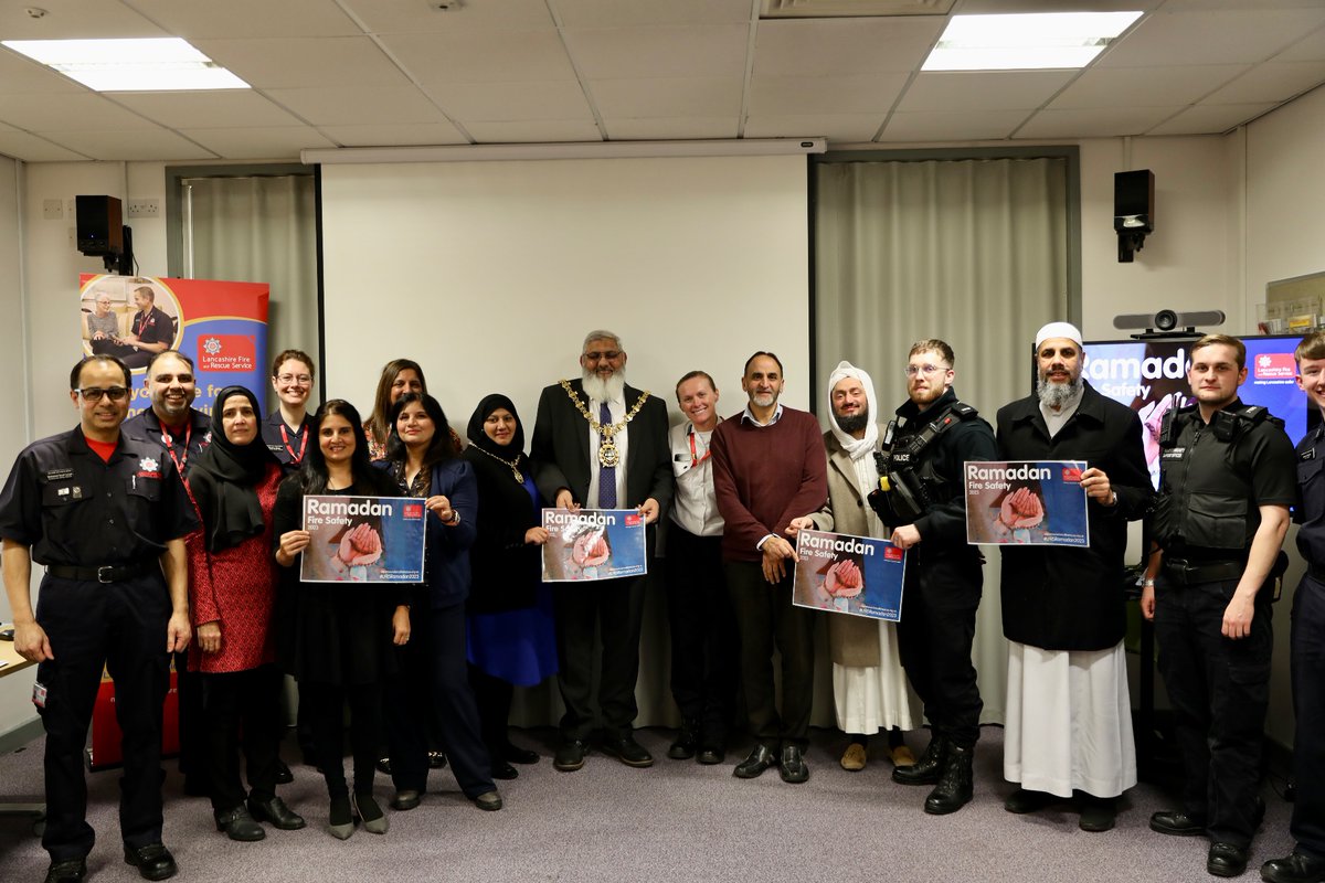 LFRSCFS's tweet photo. Big thank you to our partners who helped us launch our #LFRSRamadan2023 Campaign 
@Blackburn_Fire for Eastern area @LancashireFRS. Attended by @BwDMayor @LancsMosque @1VoiceBlackburn @LFRScadets @MunsifDad. Community safety delivery planned on #LooseClothingFire #CookingSafely https://t.co/9Ks5zcwvZV