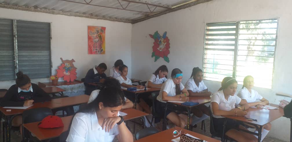 Se desarrolla en #Florida Concursos Provinciales de las diferentes disciplinas del nivel educativo de Secundaria Básica.
#MejorEsPosible 
#EducadoresFloridanos #EducadoresCamagueyanos
