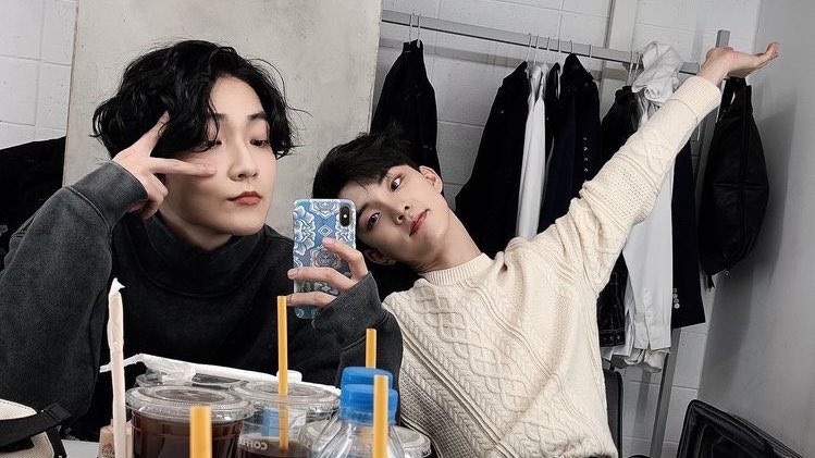 milsunkyuz's tweet photo. happy birthday to our fun silly lovely guy !!!!

#달처럼_빛날_형서의_스물여섯
#Dear_my_kevin_moon https://t.co/1MuKXrQZHs