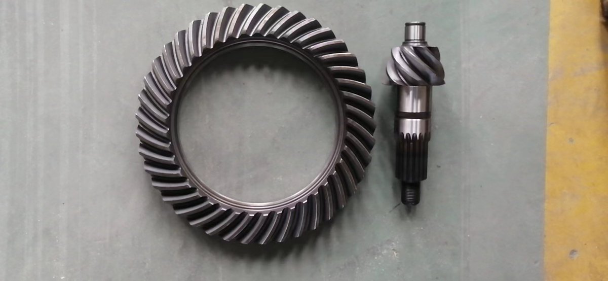 Sanluautoparts's tweet image. From China semi-trailer bolt production factory.
The best quality, the best service
contact us！
#wheelboltstore #truckbolt #truckpartsforsale #semitrailerparts #truckaxles #boltnuts #manufacturing #hubbolt #autopartswholesaler #accessories #wheelstud #screw