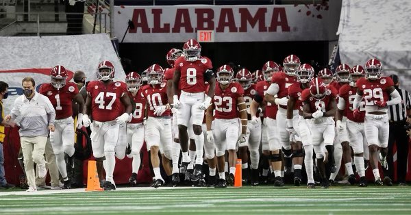 Kellen Lindstrom (@kellenlindstrom) on Twitter photo After a great call with <a href="/CoachHutzler/">Coleman Hutzler</a> I am beyond excited to receive an offer to <a href="/AlabamaFTBL/">Alabama Football</a>! <a href="/freddierch8/">Coach Freddie Roach</a> <a href="/CoachBertB/">Bert Biffani</a> #RollTide After a great call with <a href="/CoachHutzler/">Coleman Hutzler</a> I am beyond excited to receive an offer to <a href="/AlabamaFTBL/">Alabama Football</a>! <a href="/freddierch8/">Coach Freddie Roach</a> <a href="/CoachBertB/">Bert Biffani</a> #RollTide