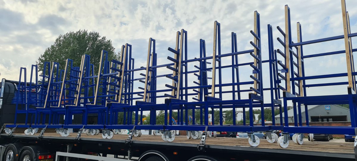 GlassHandling's tweet photo. Lorry full of our free fall racks product code (0021)
order and enquires below 

0161 723 1551
sales@glass-handling.co.uk
https://t.co/evQvXLeaNQ https://t.co/hkVaPyFRGt