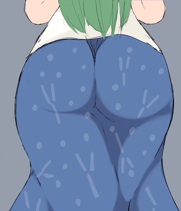 掃き掃除中の早苗さん(マゾ)のスカート急に捲り上げてスパンキングでよがらせて一気に発情まで持って行きたいよねっていう絵 