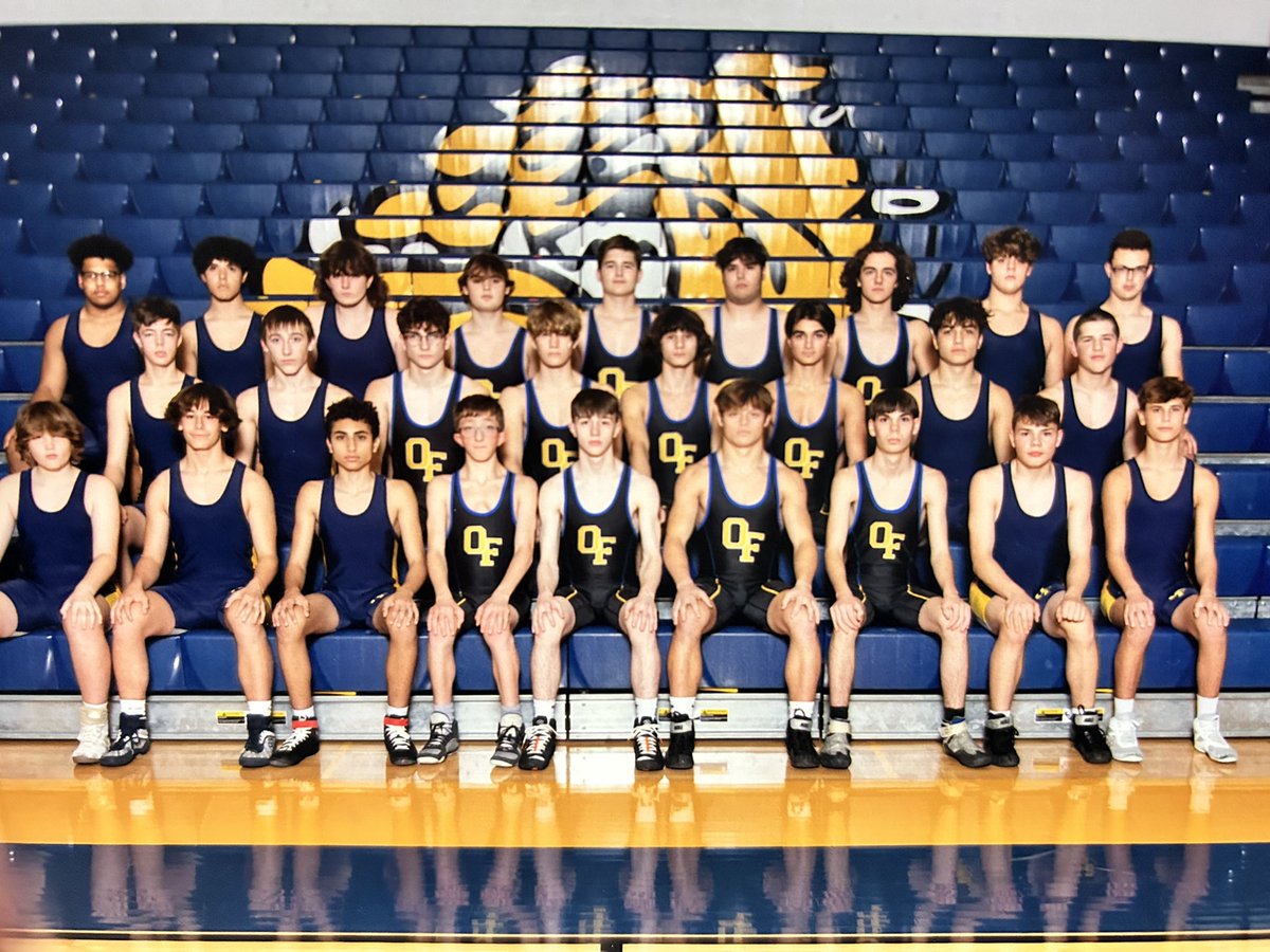 Congratulations to our wrestlers who placed last weekend at the SWC meet.  Hurt (senior), Scheffler (freshman), Hexter (freshman)—4th place

Zahorchak (Junior), Russell (senior), Roberto (sophomore)—3rd place

Connelly (Junior) —1st place